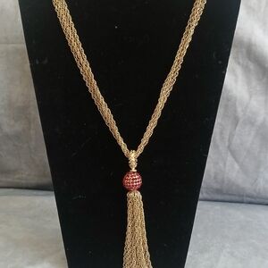 Elegant Vintage Gold Necklace with Red Accent